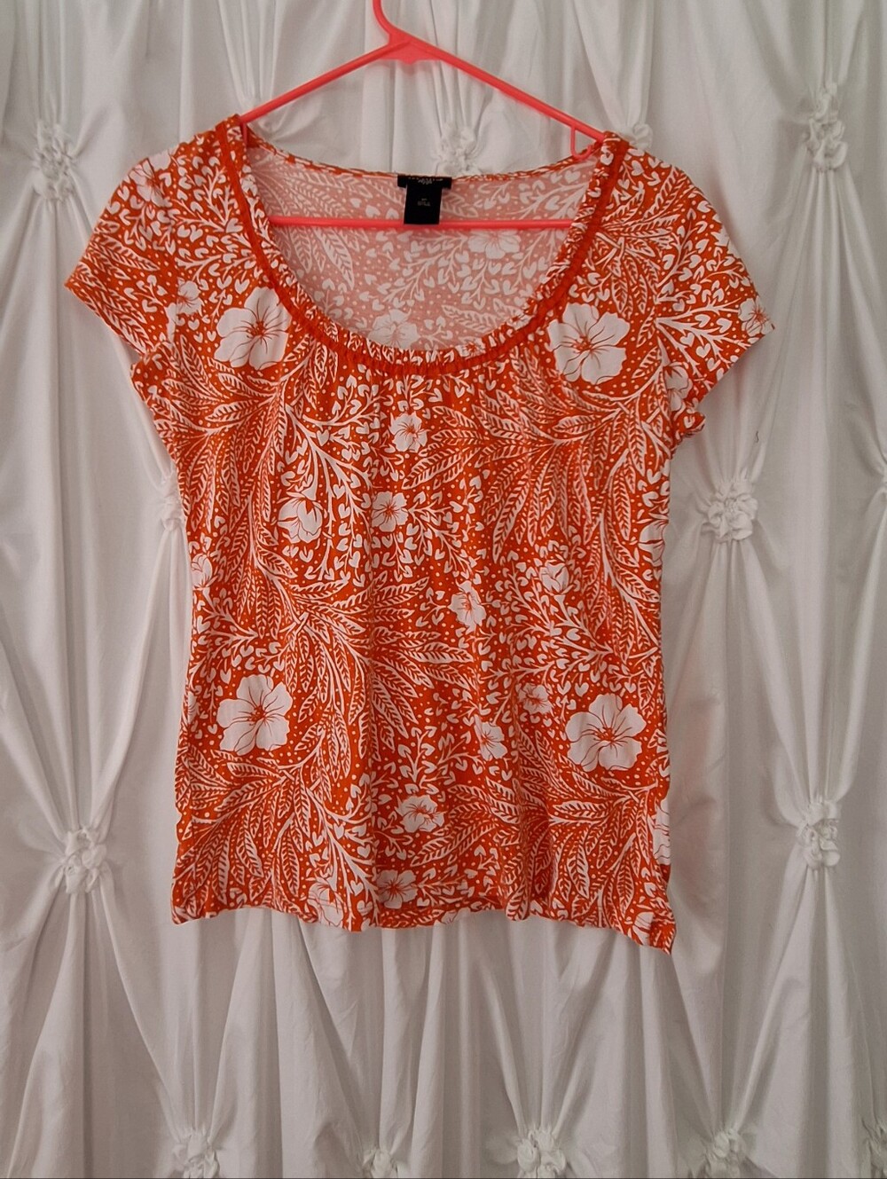 Ann Taylor Orange and White Floral Scoop Neck Tee